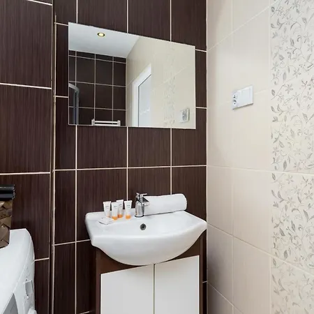 Apartament Ariańska Studio With Mezzanine Cracow Center By Renters Kraków