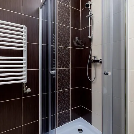 Arianska Studio With Mezzanine Cracow Center By Renters * Krakow